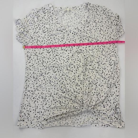 Nine Britton White and Black Dotted Short Sleeve Top - Picture 6 of 7